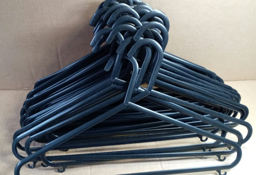 Coat hangers plastic black - hangers,